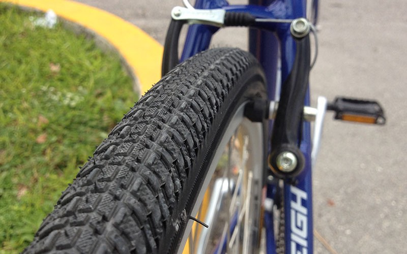 Tires for a smooth street riding